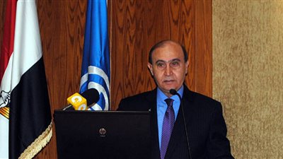 مميش: توقيع عقود 15 مشروعا في العين السخنة وحوافز تشجيعية للمستثمرين