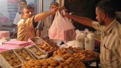 «الغرف التجارية»: أسعار الكعك من «خارج المقرر»
