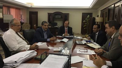 «التنمية» و«البيئة» تبحثان إنشاء شركة لجمع وتدوير المخلفات