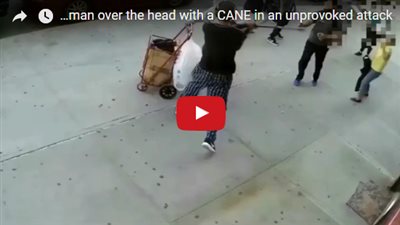 بالفيديو.. شاب يعتدي على مسن بالضرب على رأسه 