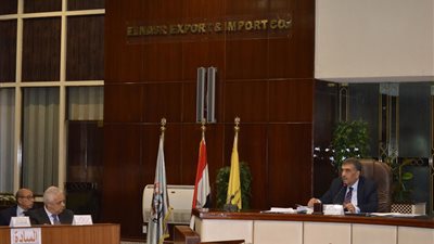 1.5 مليار جنيه أرباح مستهدفة لـ«القابضة الكيماوية» خلال 2017 / 2018