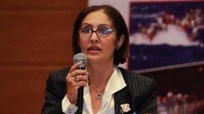 «نائلة جبر»: المشروعات الصغيرة تحمي الشباب من الهجرة غير الشرعية