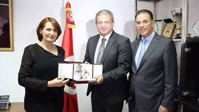 وزيرا شباب مصر وتونس يبحثان تعزيز التعاون بين البلدين