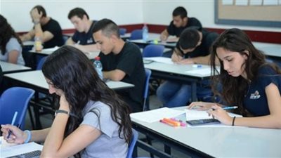 بدء امتحان الجبر والفراغية للثانوية العامة «علمي رياضة»