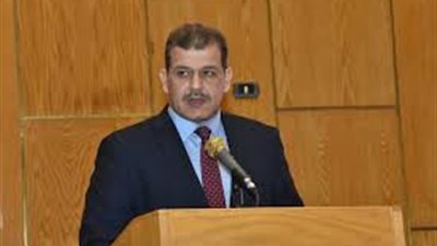 محافظة أسيوط تبحث تنفيذ مشروعات مياه وصرف صحي بـ400 مليون جنيه