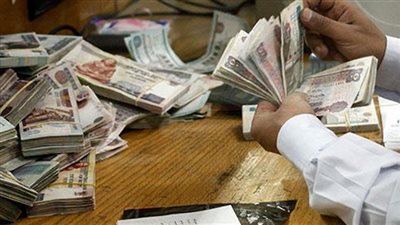 ضبط موظف بالإسكندرية اختلس 100 ألف جنيه