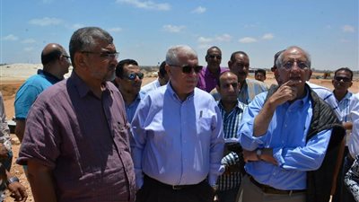 بالصور.. «الإسكان» تتفقد أعمال الممشى السياحي بمدينة العلمين الجديدة