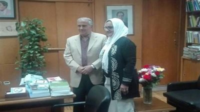 وزير الثقافة يستقبل سيدة المسرح السعودي