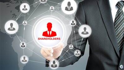 زوج «صاحبة السعادة» يستحوذ على 42% من GroupMed القابضة