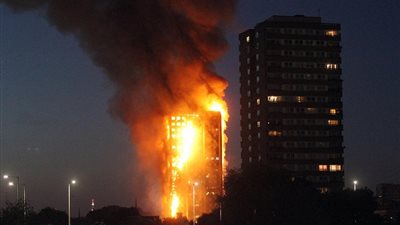 ارتفاع أعداد ضحايا حريق برج لندن السكني إلى 17 قتيلا
