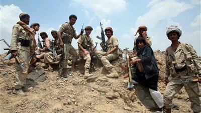 التحالف العربي يشن غارات على مواقع للحوثيين في تعز اليمنية