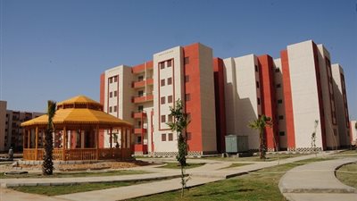 «الإسكان» تنتهي من 20 ألف وحدة في 16 محافظة حتى نهاية 2017