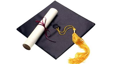 رسالة دكتوراه بآداب عين شمس تناقش 10 قضايا اقتصادية خلال الفترة من 2010-2015