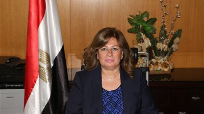 «أسماء حسني».. المرأة الأكثر تأثيرا في مؤسسات الأعمال 