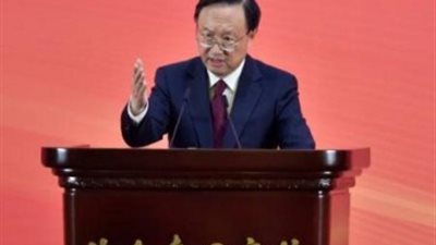 الصين وكوريا الجنوبية تتعهدان بالسعى لتحسين العلاقات