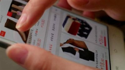 «جى دي» الصينية.. أول شركة فى العالم تستخدم الروبوت لتسليم عملاءها طرود بمشترواتهم