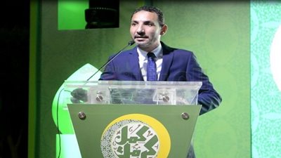«عياد»: «كمل كرمك» تركز على إحياء الكرم لدى المصريين