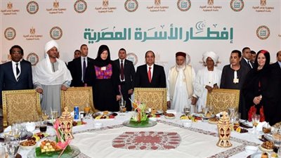 السيسي يرفع دعم المواطن ببطاقة التموين إلى 50 جنيه 