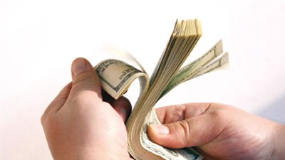 «الحكيم»: نقدم تسهيلات وعروض في الدفع بعد رفع فوائد البنوك 