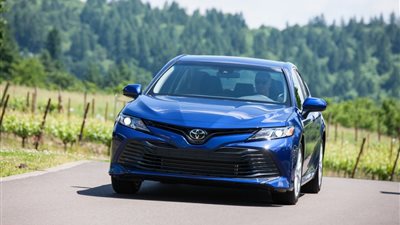 «تويوتا» تنشر البوم صور لسيارتها كامري 2018