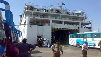 2523 راكبًا و132 سيارة إجمالي الحركة بميناء نويبع البحري خلال اليوم