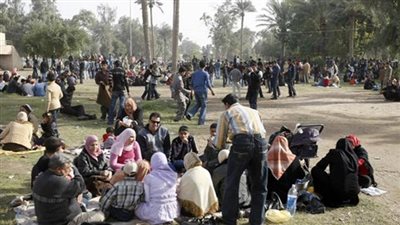 المصريون يواصلون احتفالهم بثالث أيام عيد الفطر المبارك