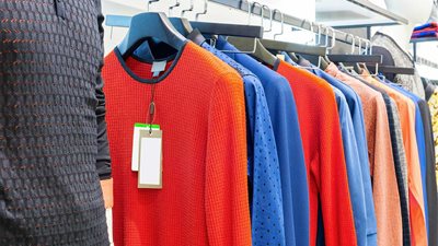 «اتحاد الصناعات»: انخفاض مبيعات الملابس 40% خلال الموسم