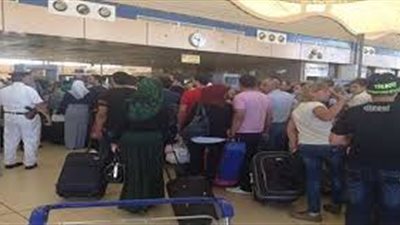 الإحصاء: 10.3% تراجعا فى عدد المصريين الحاصلين على موافقة للهجرة بالخارج خلال 2016