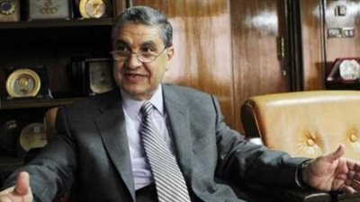 «شاكر»: الكهرباء نجحت في اختبار الموجة الحارة