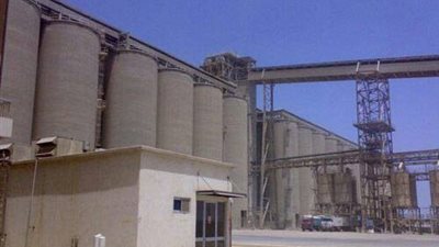 وصول 200 ألف طن بضائع لميناء الإسكندرية ونشاط في حركة السفن والشاحنات 