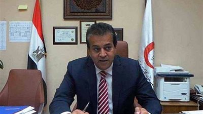 «وزير التعليم العالي»: دعم الشراكة العلمية بين «الطيران والصناعة»