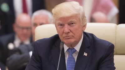 ترامب يبحث هاتفيًا مع ميركل نقاط الخلاف الألمانية الأمريكية