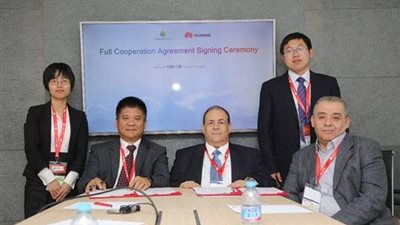 تعاون بين «هواوي» و«كاور»في مجال الطاقة الكهروضوئية