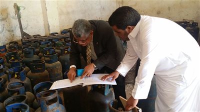 غلق مستودعات بوتاجاز لمخالفة الأسعار بالعلمين والضبعة 