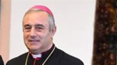 سفير الفاتيكان فى جولة سياحية بأسوان