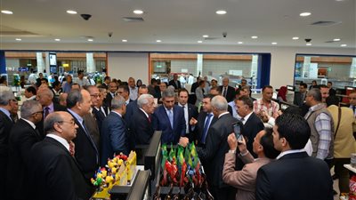 افتتاح فرع «مصر للطيران» للأسواق الحرة بمبنى (2) بمطار القاهرة