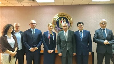 «قابيل» يستعرض إنشاء المنطقة الصناعية البولندية فى مصر