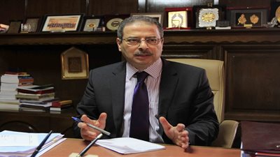 «القابضة للكهرباء» تؤجل حسم علاوة الغلاء