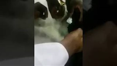 بالفيديو.. استخراج «عمل سحري» من ستائر الكعبة