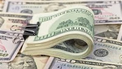 ارتفاع أسعار الدولار بالبنوك.. و«الأهلى الكويتي» الأعلى 