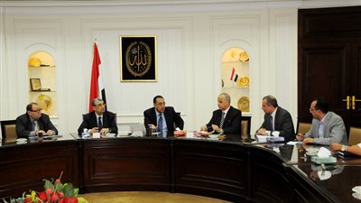 «مدبولي»: وحدات بديلة بالإسكان الاجتماعي للمناطق العشوائية غير الآمنة