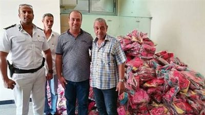 جمارك بورسعيد تضبط «ملابس حريمى داخلية» قبل تهريبها 