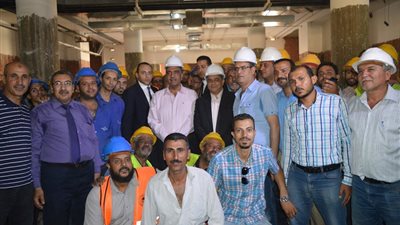 بالصور.. الشرقاوي يتفقد المول التجارى لشركة «مصر لإدارة الأصول العقارية» 