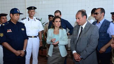 بالصور..«نصر»: نسعى للاستفادة من الأراضي الملغى التعاقد عليها في المنطقة الحرة