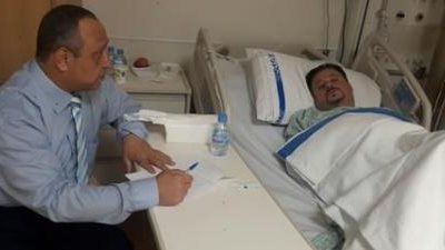 «القوى العاملة» تتابع أحوال المصريين العاملين والمرضى فى قطر