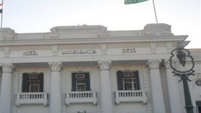 محافظة المنيا تبحث تطوير مزلقانات السكك الحديدية