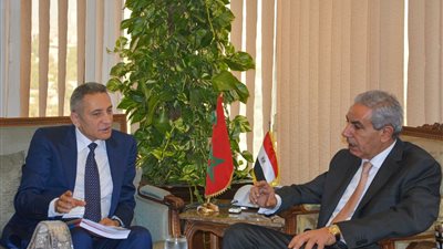 قابيل يبحث مع نظيره المغربي تعزيز العلاقات الاقتصادية بين البلدين