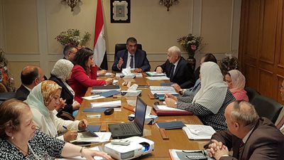 «الشرقاوي» يتابع تنفيذ خطة الإصلاح ويوجه بالإسراع في عملية تسجيل المستحضرات