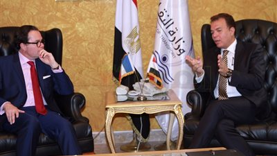 النقل: خطة شاملة لتطوير الخطين الأول والثاني للمترو بتكلفة 31 مليار جنيه