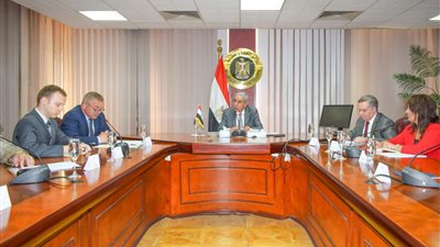 قابيل: نخطط لمشروعات مصرية بيلاروسية فى مجال التصنيع الزراعي 